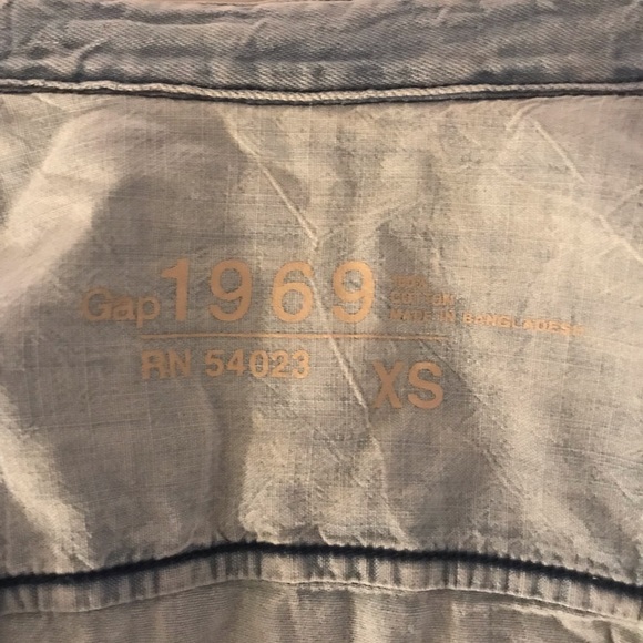 GAP 1969 chambray shirt - Picture 4 of 5